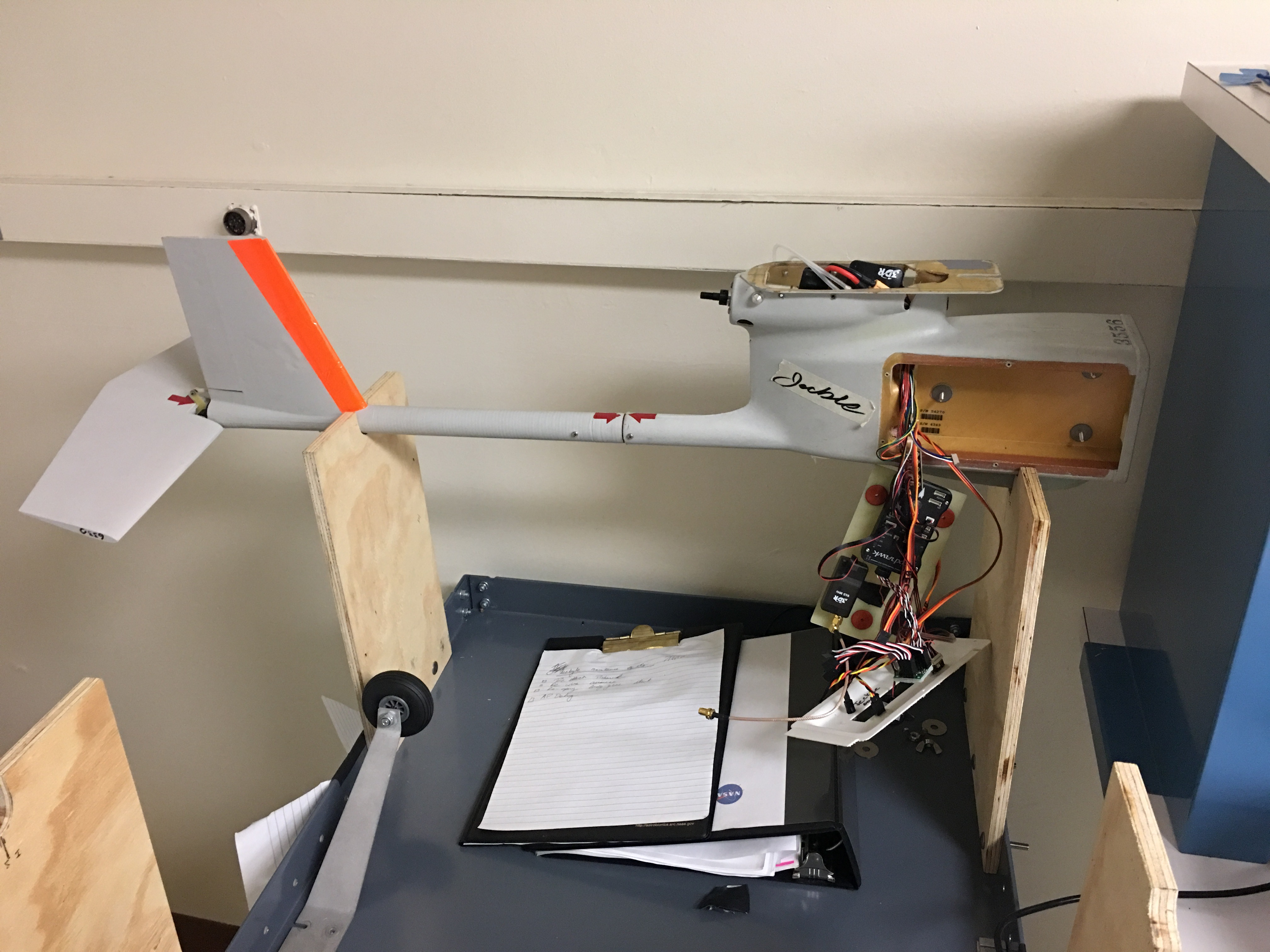 Schematic and PD traces